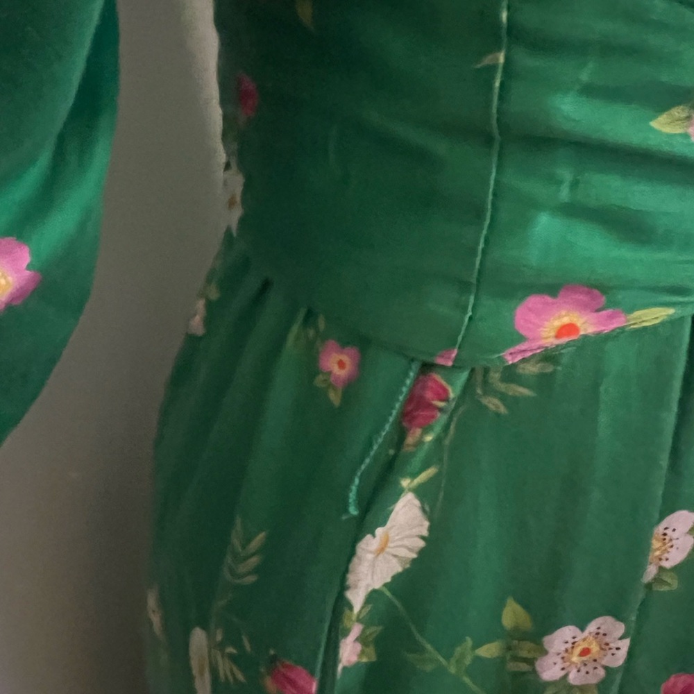Cynthia Rowley Green Floral Long Sleeve Dress with pink tassels size small - Picture 3 of 9